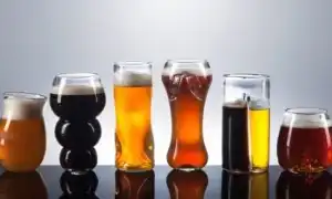 Какими бывают пивные кружки и стаканы и как их выбирать. Бокалы для пива.