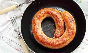 Как приготовить домашнюю колбасу на сковороде? Простые советы и рецепты.