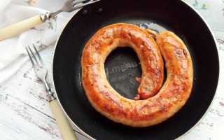 Как приготовить домашнюю колбасу на сковороде? Простые советы и рецепты.