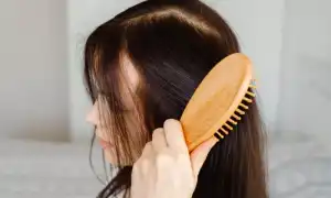 Как правильно использовать витамина Е для укрепления и роста волос в домашних условиях: советы и рекомендации