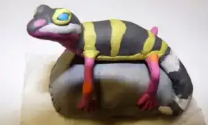 Как слепить из пластилина ящерицу поэтапно – Как сделать ящерицу из пластилина (фото или видео)