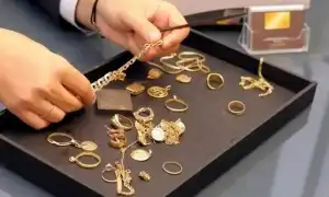 От чего зависит свойство золота магнититься или нет. Магнитится ли золото.