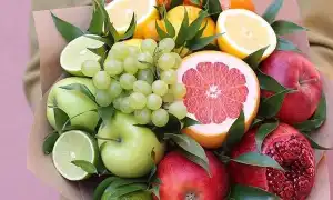 Как сделать фруктовый букет своими руками: описание идей и пошаговые фото. Корзина с яблоками.