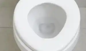 Унитазы Антивсплеск: преимущества и функции системы