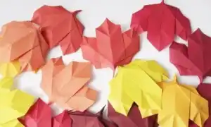 Поделки «Осенние листья» из бумаги. Листья из бумаги.