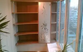 Угловой шкаф на балкон. Угловой шкаф на балкон.