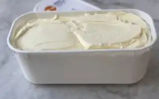 Можно ли замораживать сметану в морозилке. Можно ли замораживать сметану.