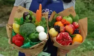 Учимся делать съедобные букеты