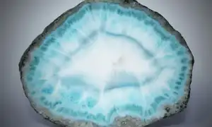 Ларимар как выглядит и кому подходит ларимар камень свойства