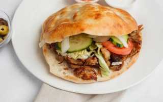 Донер: что это такое, ингредиенты, как сделать дома, пошаговая инструкция, варианты начинок и советы по подаче