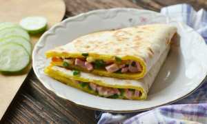 Омлет в лаваше с сыром на сковороде — рецепт с фото пошагово для вкусного завтрака