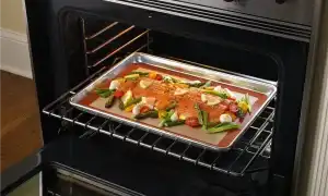 Противни для духовки: разновидности и особенности использования. Противень или протвень для духовки.