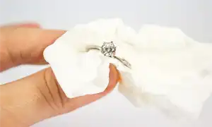 Чем чистить белое золото в домашних условиях. Как почистить белое золото.