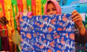 Батик — что это такое, описание техники росписи по ткани, необходимые материалы и инструменты. Что такое батик.