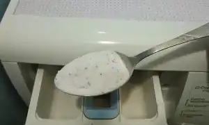 Сколько стирального порошка в столовой и чайной ложке. 15 мл в ложках.