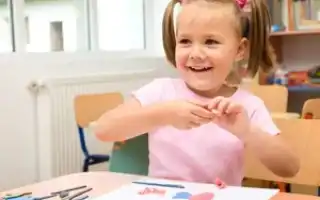 Пластилинография в детском саду: техника, приемы, правила. Пластилинография для детей.