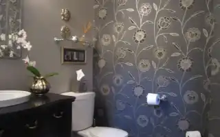 7 советов по отделке ванной комнаты обоями: выбор и поклейка. Обои для ванной.