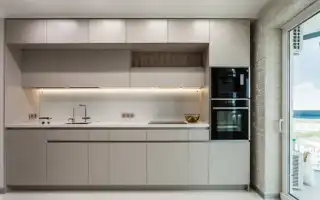 Особенности оформления дизайна кухни под потолок (50 реальных фото)