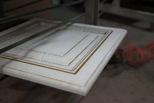 110 самых красивых вариантов оформления кухни с патиной. Что такое патина на мебели. 3