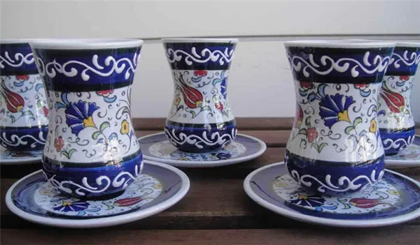 Армуды из фарфора