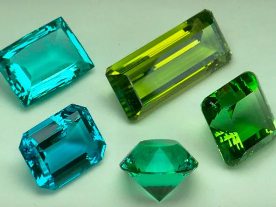 Зеленый и голубой берилл в ювелирной огранке
