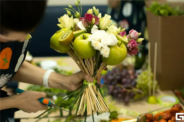 Букет из яблок своими руками: пошаговая инструкция и 50 фото для вдохновения