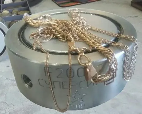 От чего зависит свойство золота магнититься или нет. Магнитится ли золото. 3