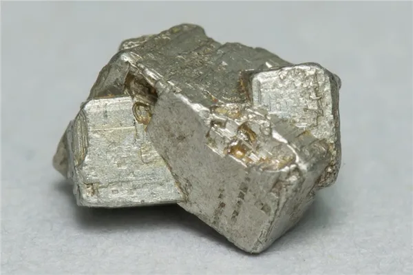 Битва титанов – золото против платины. Что лучше платина или золото. 2