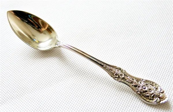 Десертная ложка чем отличается от чайной. Особенности. Десертная ложка сколько мл. 3