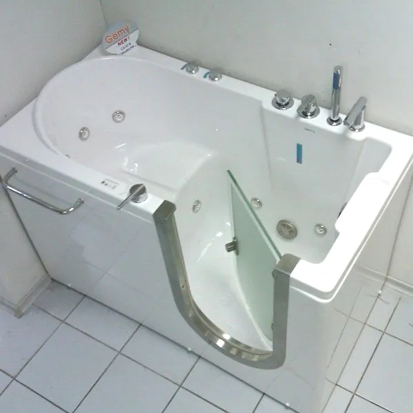 Гидромассажная ванна: преимущества и недостатки. Ванна с джакузи. 5