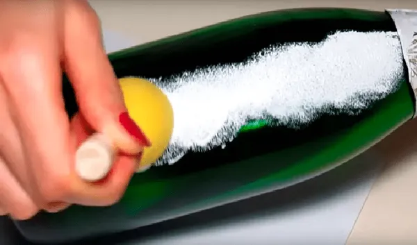 10 идей, как сделать декупаж бутылки своими руками. Декупаж бутылок своими руками. 21