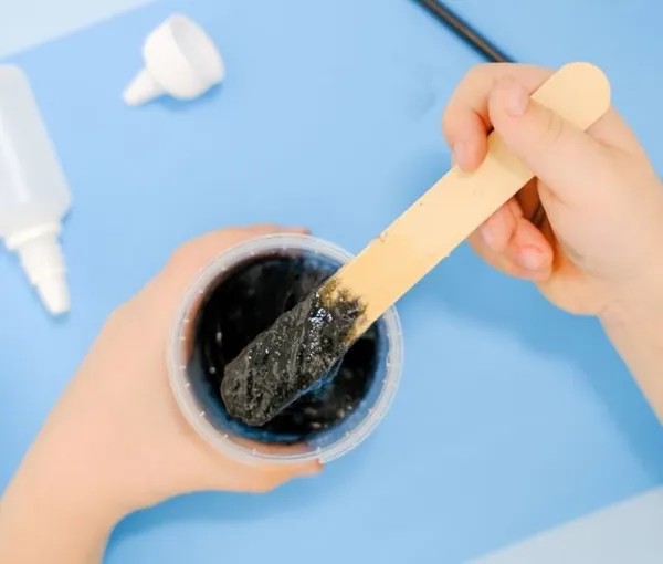 Слайм из туалетной бумаги с маской-пленкой