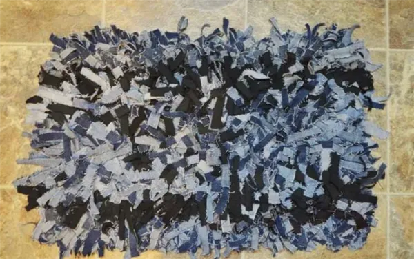 В прихожей он будет очень кстати