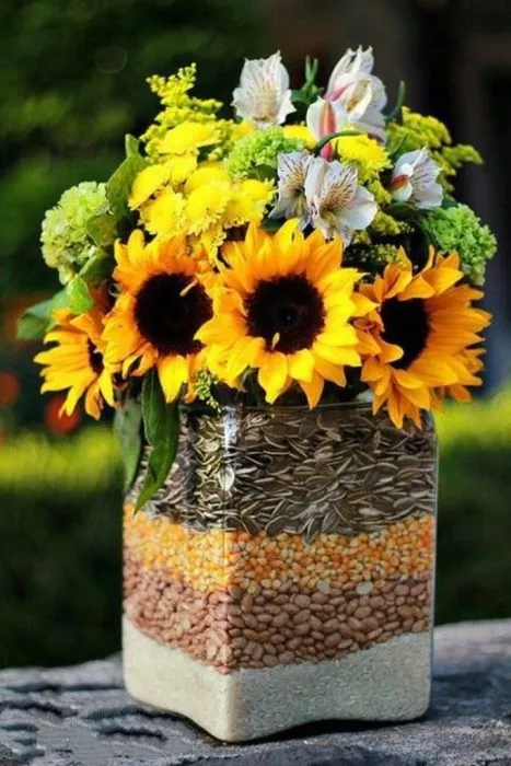 Декупаж стеклянной вазы