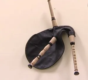 Dudy 220312 7 300x272 Белорусские инструменты народные инструменты: цимбала, дуда