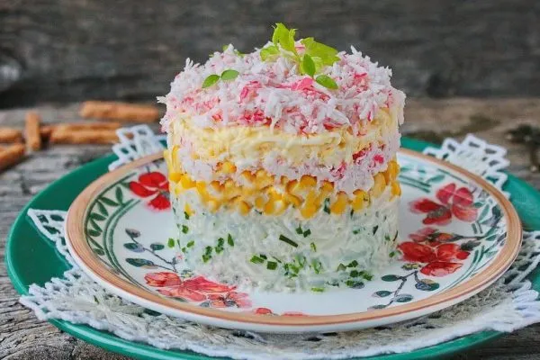 Как хранить салат с майонезом. Салаты с майонезом. 2