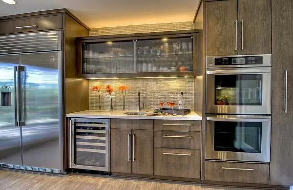 На какой высоте вешать кухонные шкафы от пола и рабочей поверхности столешницы: при росте 160-170 см