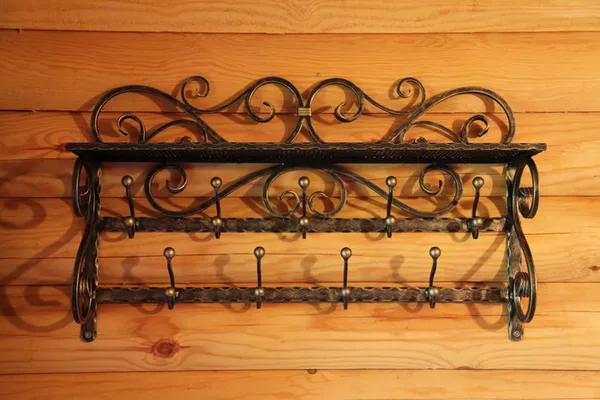 настенная вешалка в прихожую