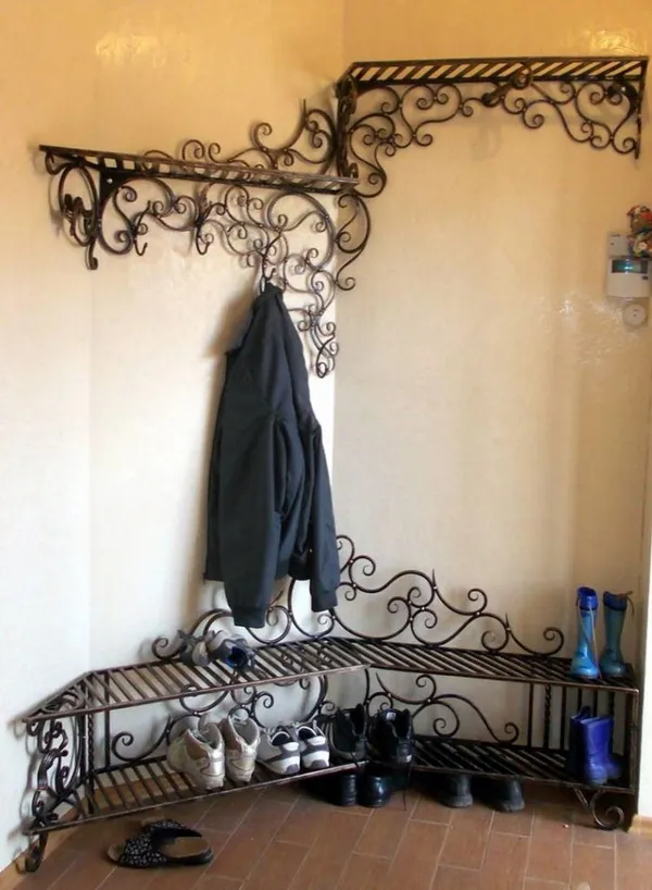 настенная и напольная вешалка