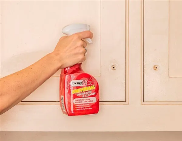 Крашеные фасады для кухни: особенности и правила ухода. Покраска фасадов кухни. 7