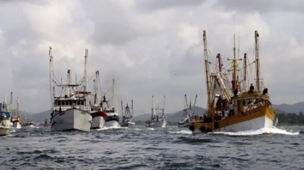 Кухни в доме-корабле 14