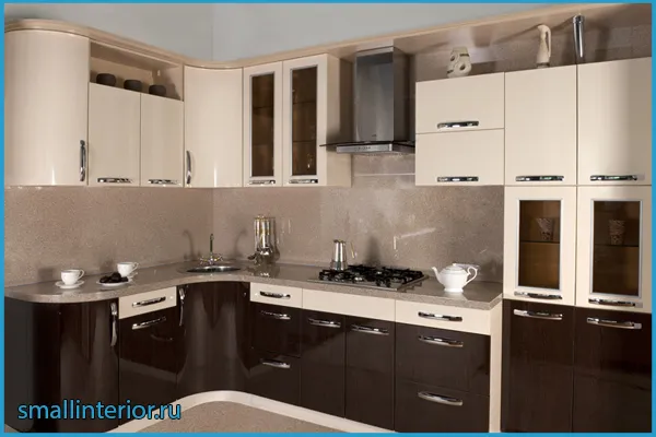 Кухня цвета ванили