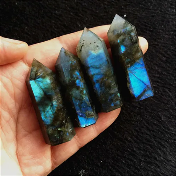 Фото: Лабрадор кристаллы.