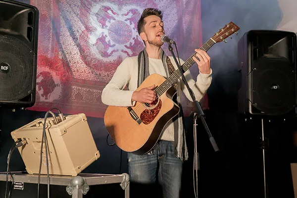 Комбоусилитель с микрофонным входом | Блог MusicMarket