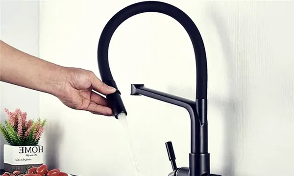 Фото смесителя на кухне