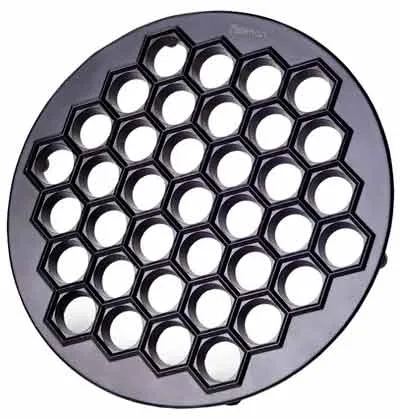 10 лучших пельменниц. Приспособление для лепки пельменей в домашних условиях. 6