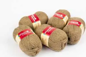 шерстяная пряжа