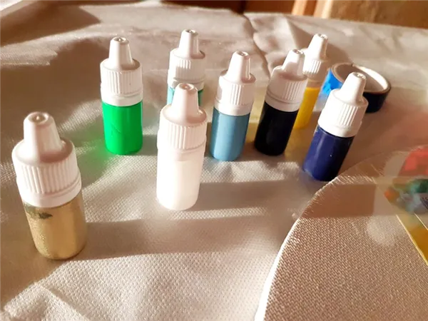 красители для эпоксидной смолы