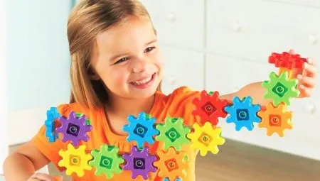 Особенности и обзор конструкторов с шестеренками