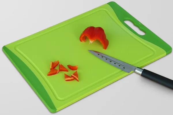 Разделочная доска – деревянная или пластиковая, какая лучше?